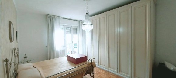 3 bedrooms Apartment in Terni, Italy No. 292040 7