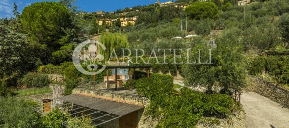 4 bedrooms House in Cortona, Italy No. 152336 7