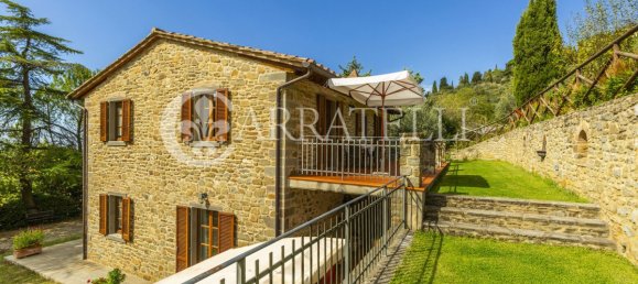 4 bedrooms House in Cortona, Italy No. 152336 8