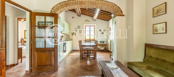 4 bedrooms House in Cortona, Italy No. 152336 16