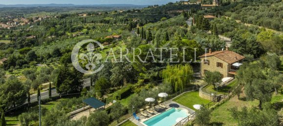 4 bedrooms House in Cortona, Italy No. 152336 5