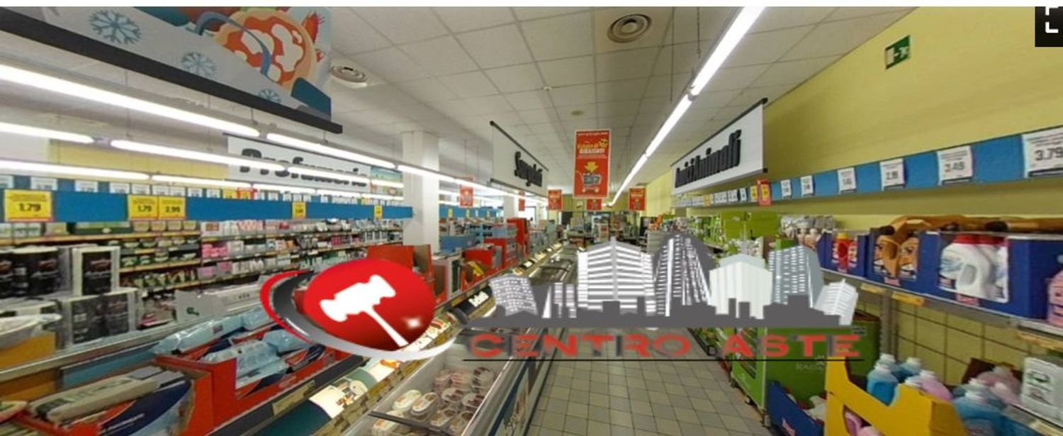 Entrepôt à Vasto, Italy 776m² No. 272630