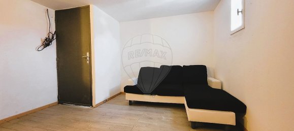 15-salle Bâtiment à Neuvy-sur-Loire, France No. 207464 10