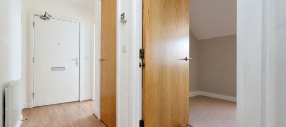 2 bedrooms Apartment in Kenley, United Kingdom No. 8049 13