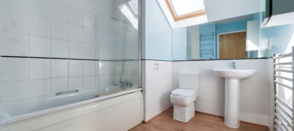 2 bedrooms Apartment in Kenley, United Kingdom No. 8049 5