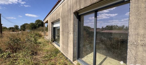 3 Schlafzimmer Haus in Loge-Fougereuse, France, Nr. 333045 2