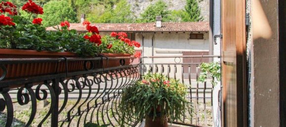 4 Schlafzimmer Villa in Vobarno, Italy, Nr. 314940 8