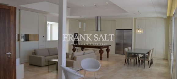 Ático de 2 dormitorios en Valletta, Malta No. 8479 3