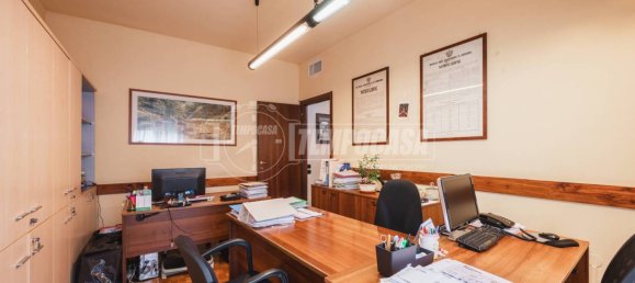 1 bedroom Apartment in Milan, Italy No. 378660 5