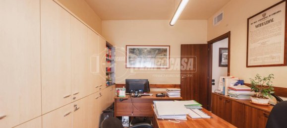 1 bedroom Apartment in Milan, Italy No. 378660 6