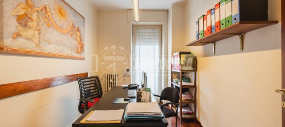 1 bedroom Apartment in Milan, Italy No. 378660 9