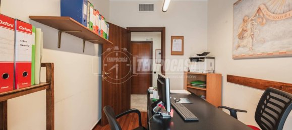 1 bedroom Apartment in Milan, Italy No. 378660 11