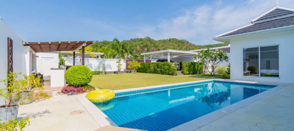 3 bedrooms Cafe / restaurant in Hua Hin, Thailand No. 6952 3