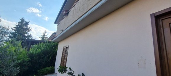 11 rooms Apartment in Perugia, Italy No. 294509 35