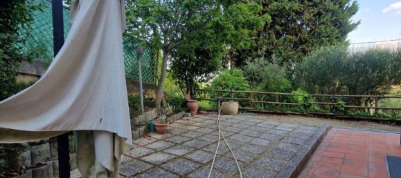 11 rooms Apartment in Perugia, Italy No. 294509 36