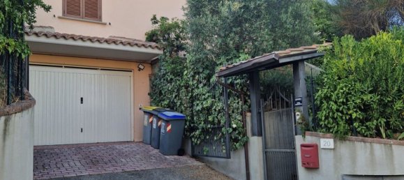 11 rooms Apartment in Perugia, Italy No. 294509 33