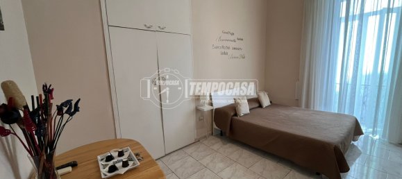 3 Schlafzimmer Wohnung in Naples, Italy, Nr. 312611 4