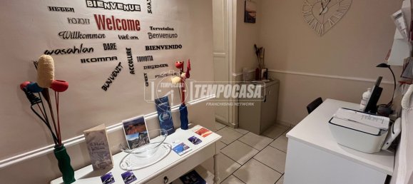 3 Schlafzimmer Wohnung in Naples, Italy, Nr. 312611 11