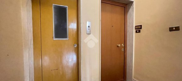 Квартира с 4 спальнями в Бари, Италия № 322743 9