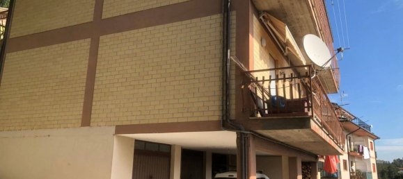 5 rooms Apartment in Amandola, Italy No. 80613 46