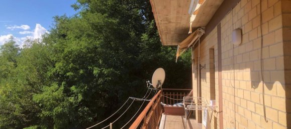 5 rooms Apartment in Amandola, Italy No. 80613 18