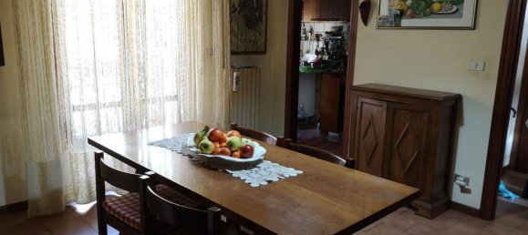 5 rooms Apartment in Amandola, Italy No. 80613 17