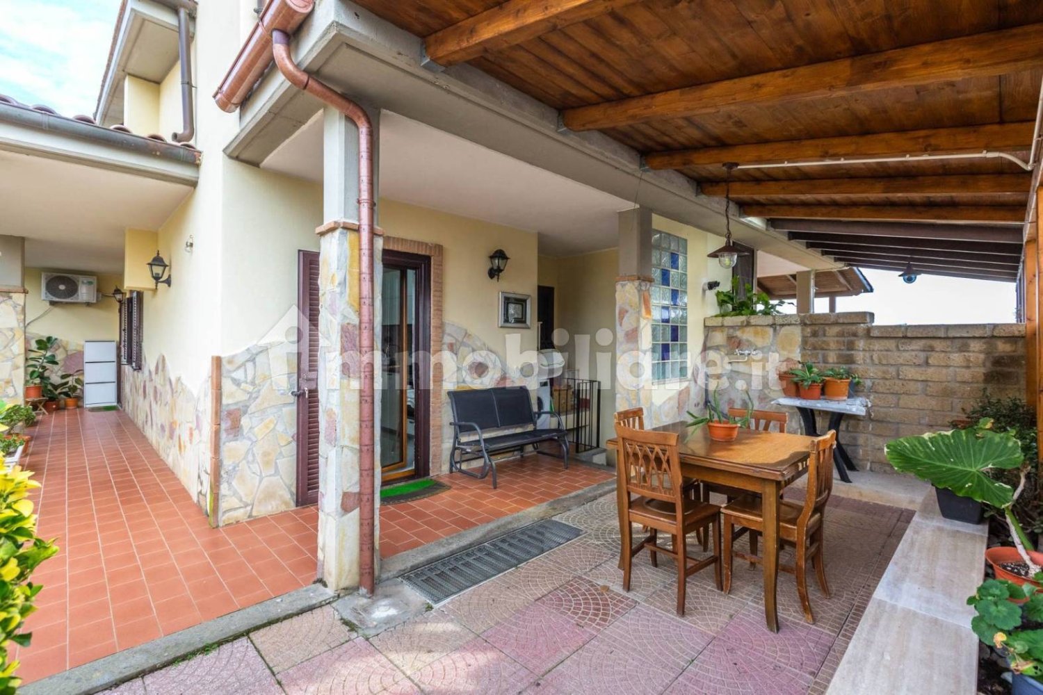 3 Schlafzimmer Villa in Ladispoli, Italy, Nr. 214229
