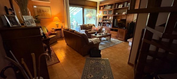 4 bedrooms House in Gassino Torinese, Italy No. 371258 6