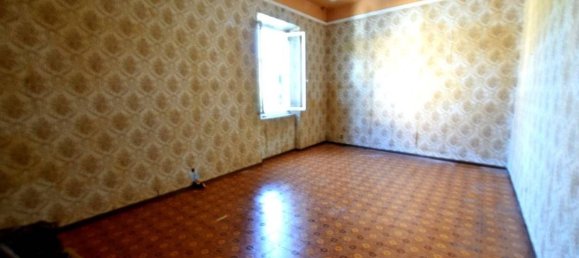 8 rooms House in Livorno, Italy No. 227158 6