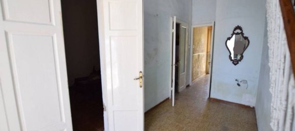 8 rooms House in Livorno, Italy No. 227158 12