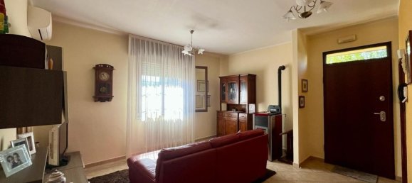 6 bedrooms House in Terre del Reno, Italy No. 344327 8