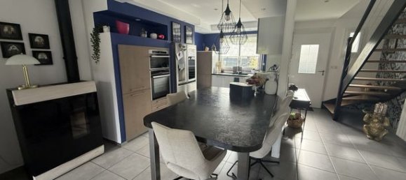 Villa de 4 dormitorios en Verton, France No. 314729 3