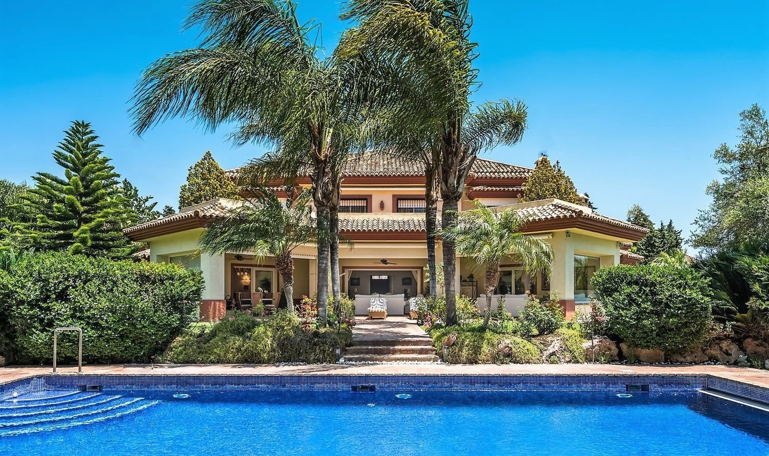 7 bedrooms House in Marbella, Spain No. 71841