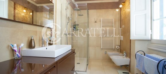 13 bedrooms Villa in Massa, Italy No. 115908 2