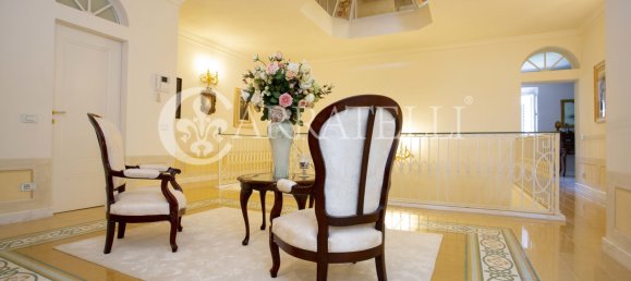 13 bedrooms Villa in Massa, Italy No. 115908 49