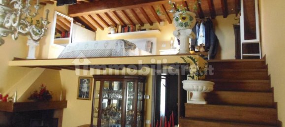 2 bedrooms House in Pisa, Italy No. 352027 2