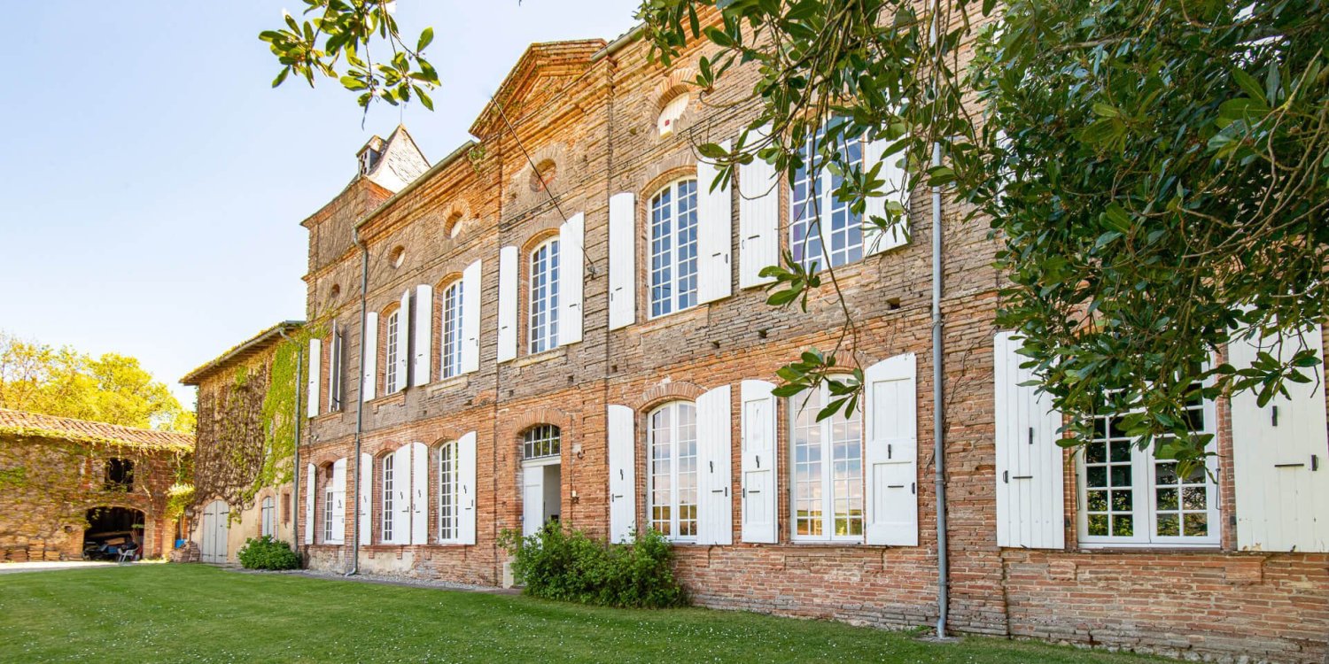 7 bedrooms Castles in Gibel, France No. 361603