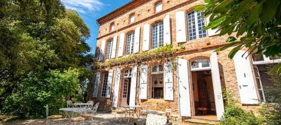 7 bedrooms Castles in Gibel, France No. 361603 3