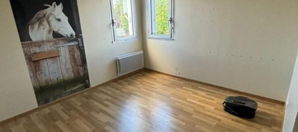 Apartamento de 3 dormitorios en Montargis, France No. 55058 6
