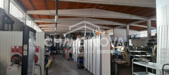 3200m² Warehouse in Sao Joao da Madeira, Portugal No. 63430 22