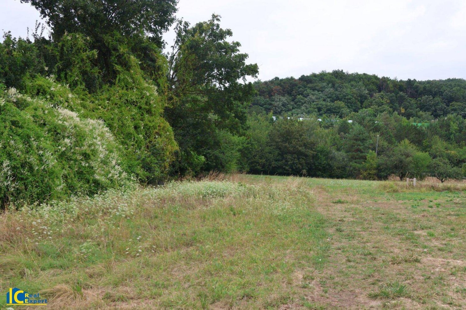 Terreno em Hinterbruhl, Austria 990 m² N.º 146518