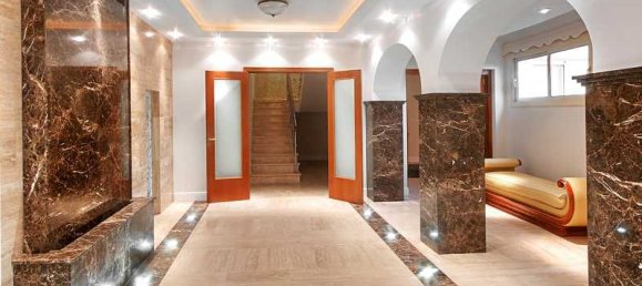 4 bedrooms Villa in Agios Tychonas, Cyprus No. 13880 4