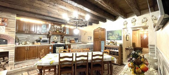 3 bedrooms House in Malo, Italy No. 333956 10