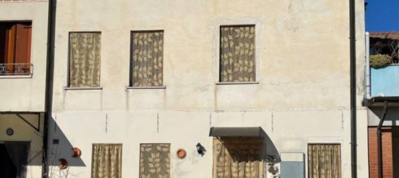 3 bedrooms House in Malo, Italy No. 333956 6