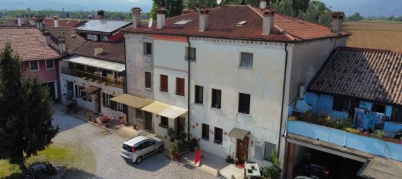 3 bedrooms House in Malo, Italy No. 333956 25