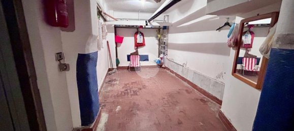 1 room Garage in Genoa, Italy No. 105367 4