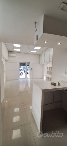 1 room Commercial property in Somma Vesuviana, Italy No. 281248