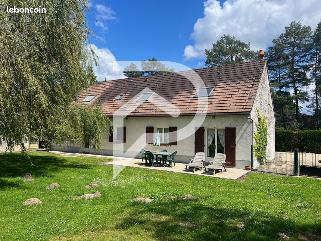 Casa T5 em La Ferte-Saint-Aubin, France N.º 241618