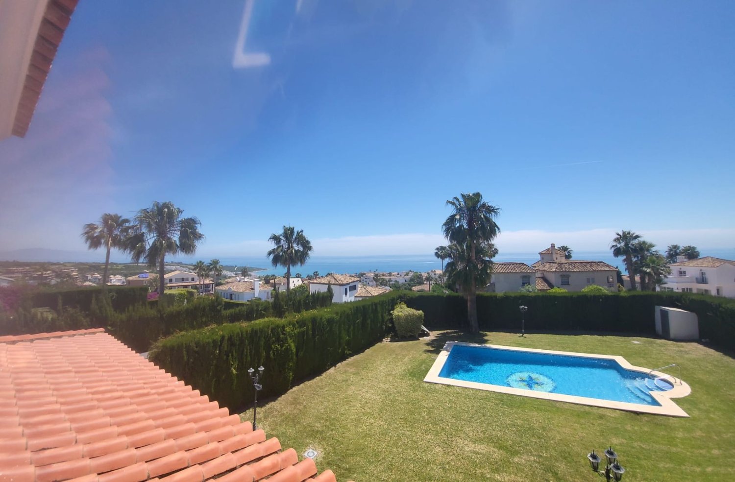 5 bedrooms House in La Alcaidesa, Spain No. 184584