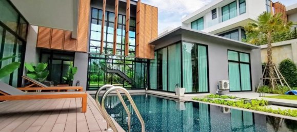 3 bedrooms Cafe / restaurant in Pattaya, Thailand No. 84 3